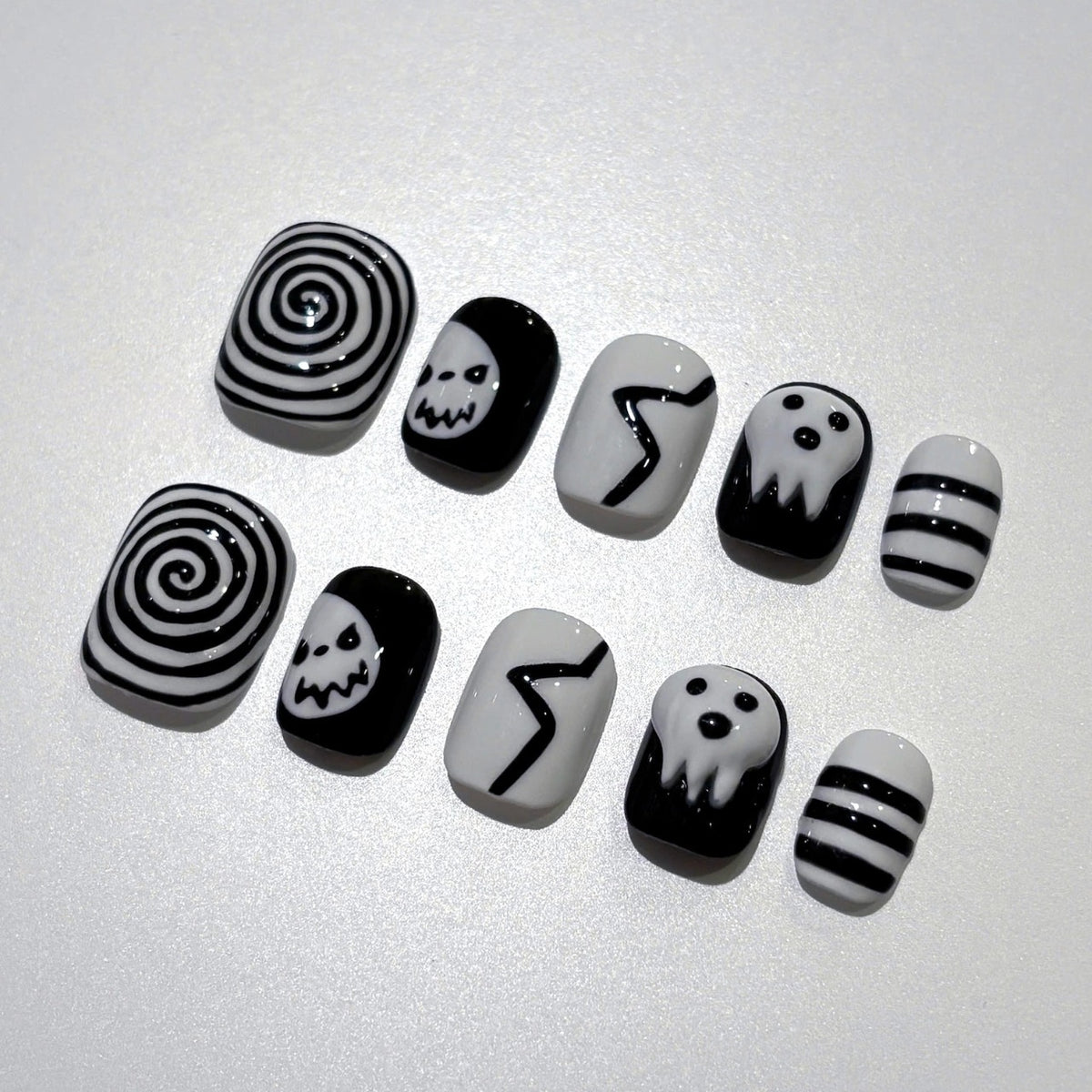 Halloween Press On Nails, Black White Ghost Skull & Swirl Gothic Nail Art